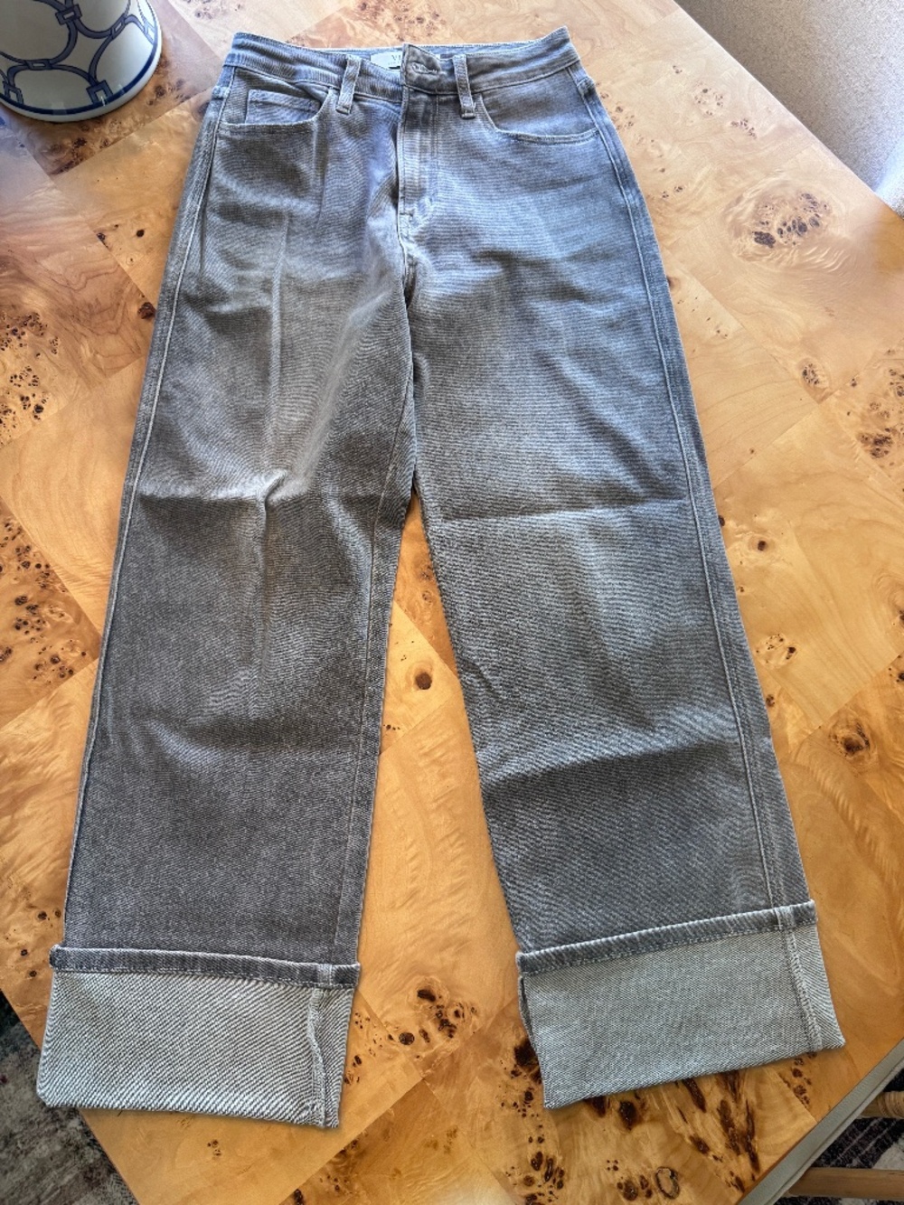 VICI Los Angeles- Light Grey- Wide Leg - Cuffed Jean - Size 26